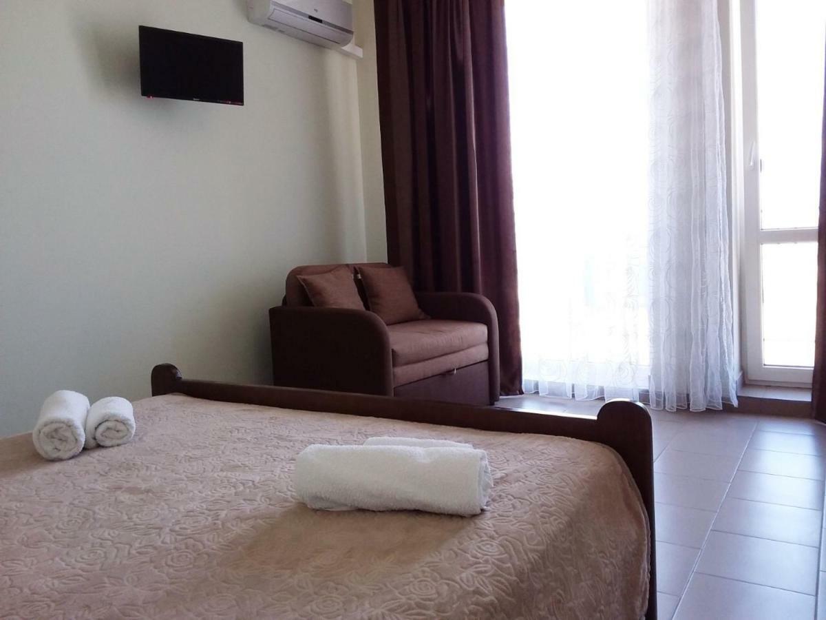 Hotel Golden Beach Bugaz Exterior foto